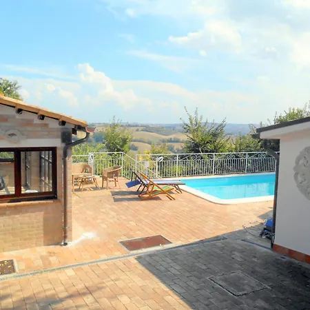 Alloggi Con Piscina Senigallia